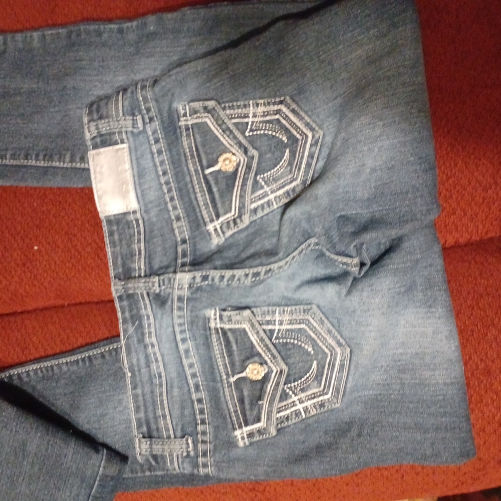 Jeans - Picture 4 of 4